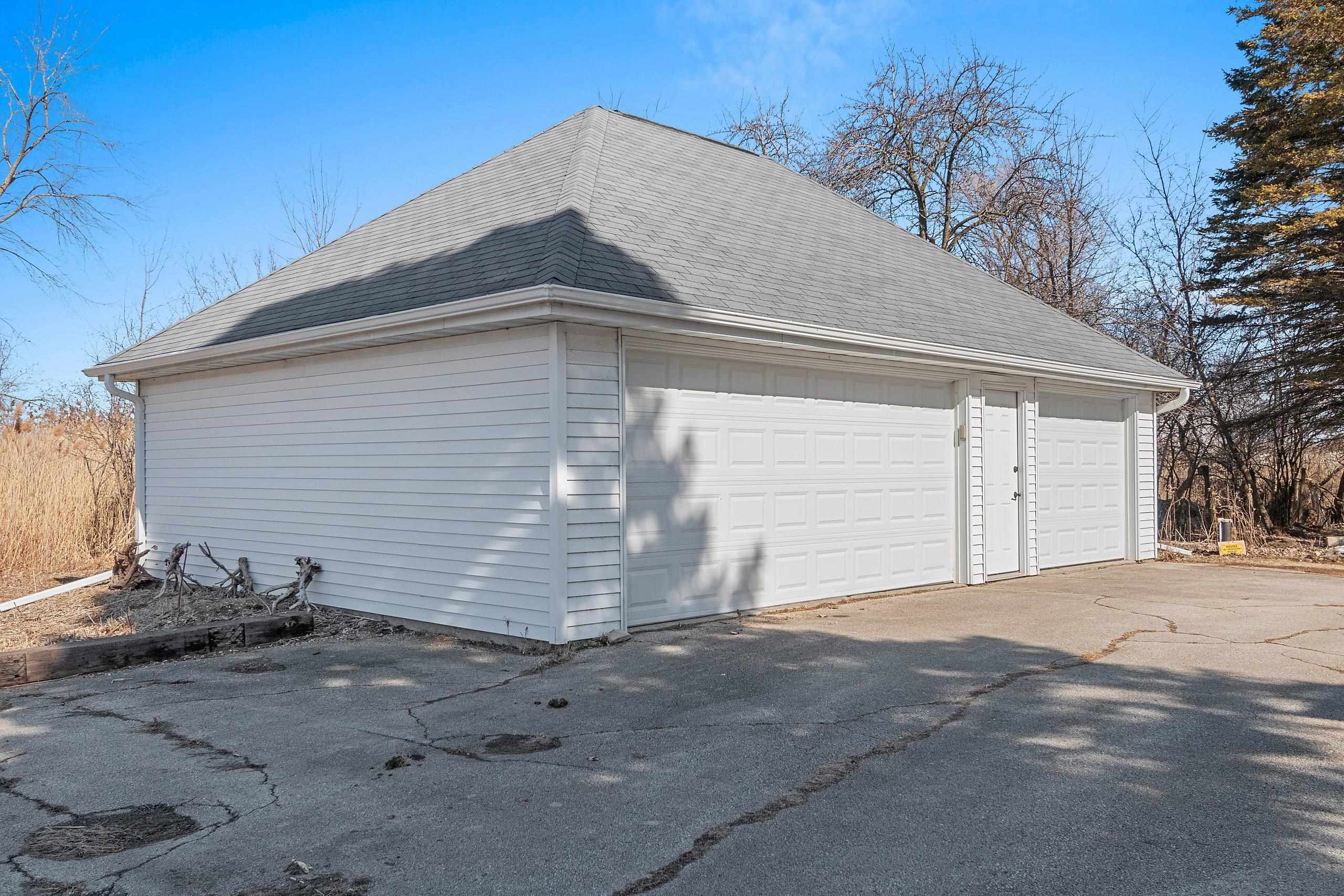 100 North Northview Road Green Bay, WI 54311 - Photo 44 of 55