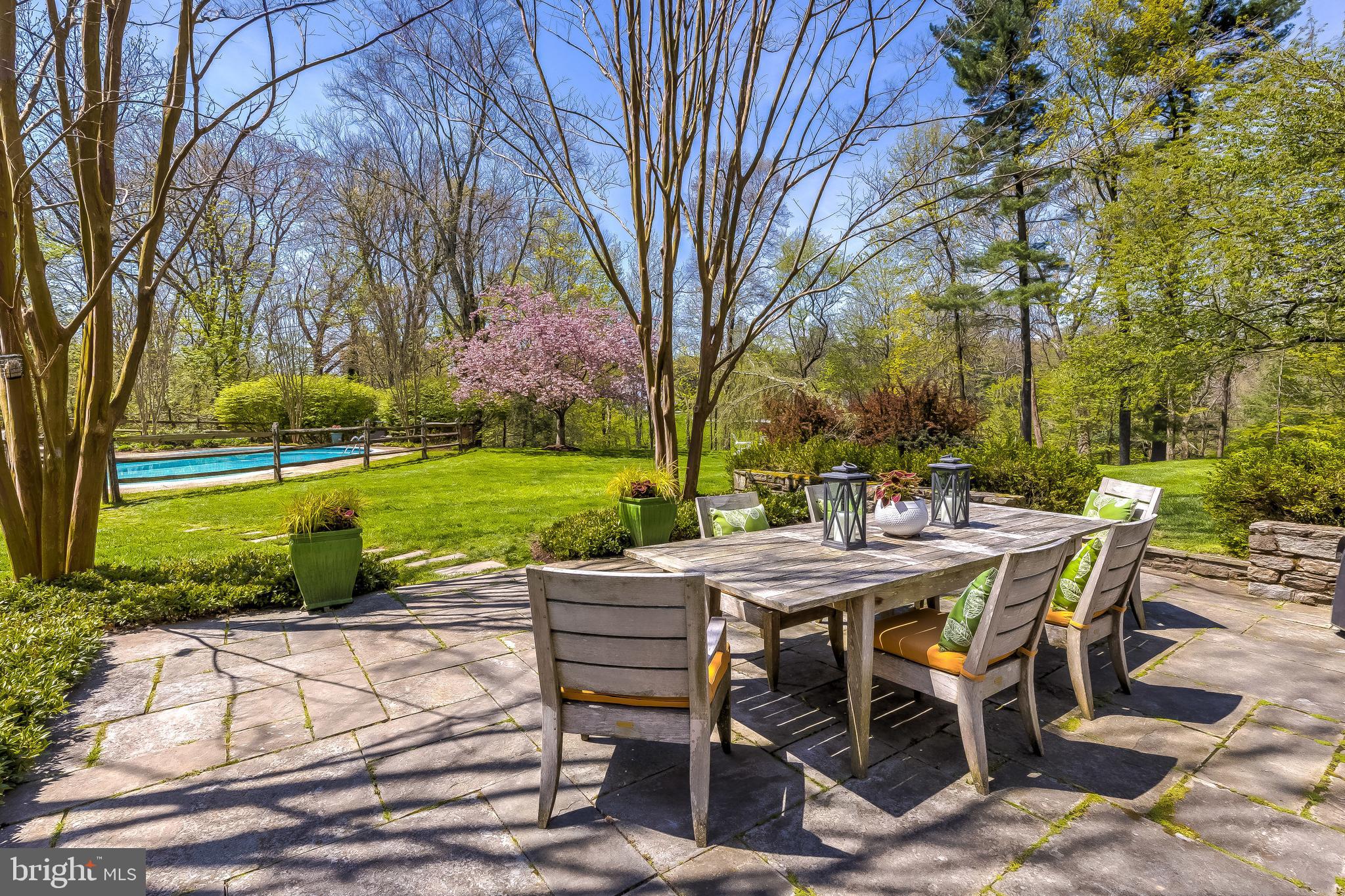 325 Garrison Forest Road Owings Mills, MD 21117 - Photo 20 of 51 Dine Al-Fresco