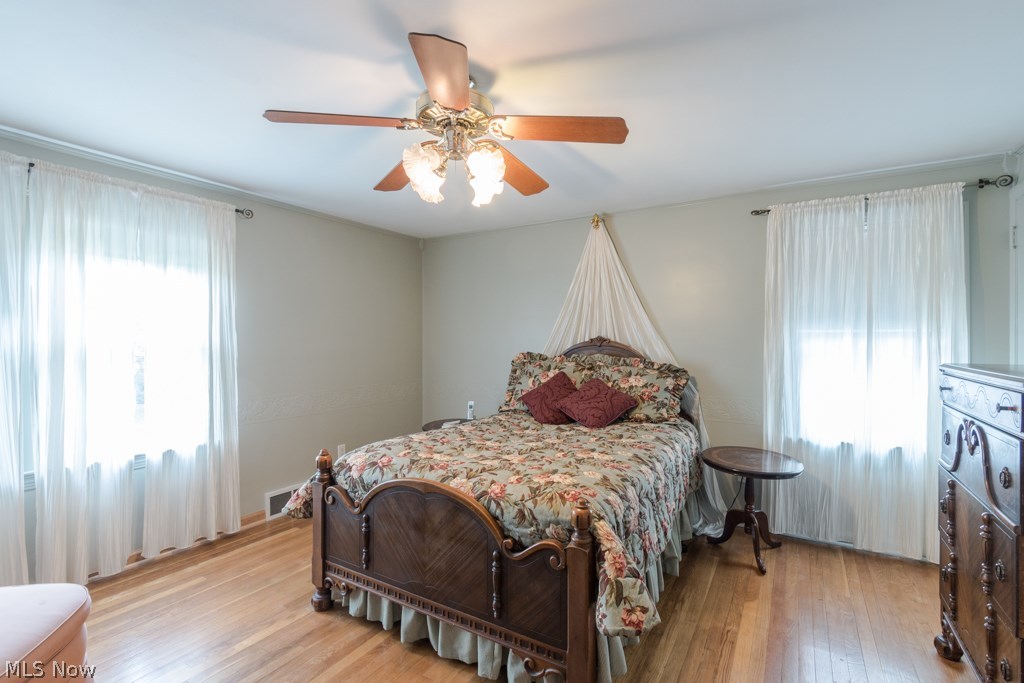 2374 Charney Road Cleveland, OH 44118 - Photo 16 of 29 Gallery Image 16