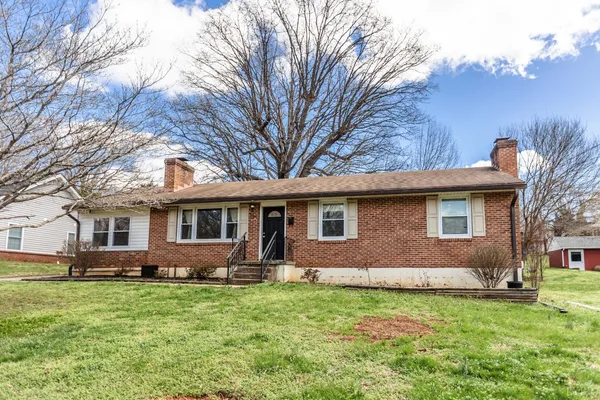 $299,500 | 1128 Heath Avenue, Lynchburg, VA 24502