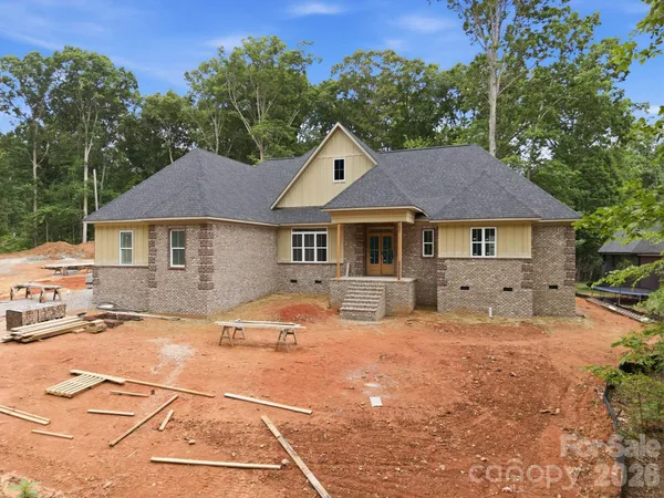 $899,900 | 207 Kingsbridge Road, Salisbury, NC 28144