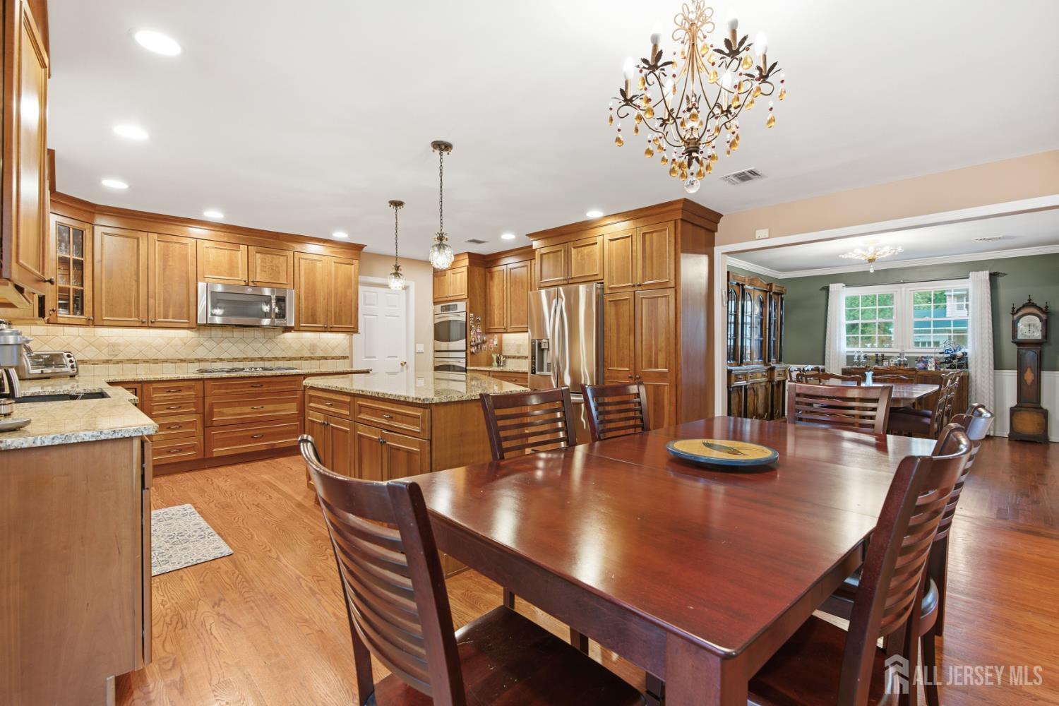 4 Woodruff Road Edison, NJ 08820 - Photo 12 of 43
