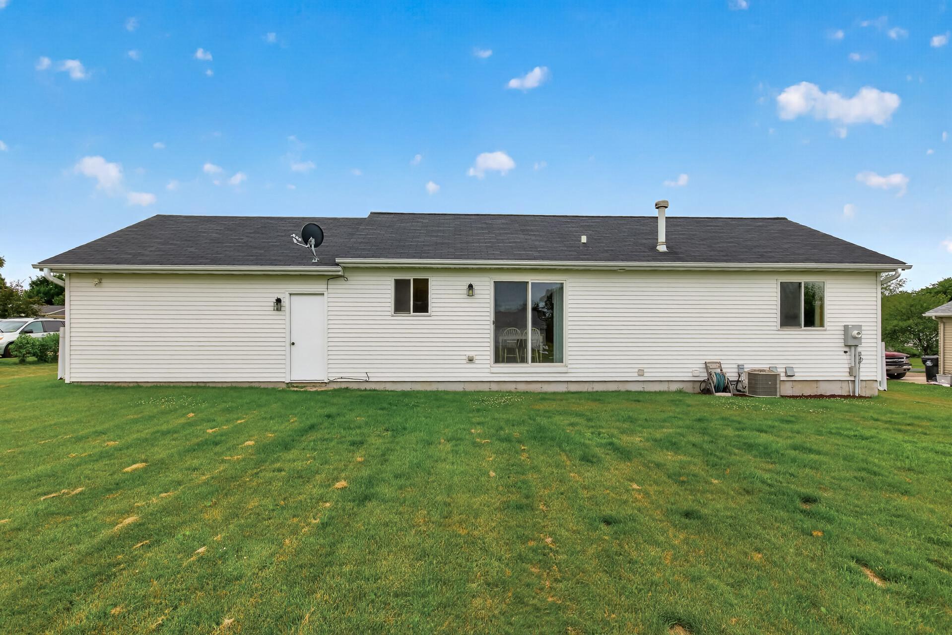 306 Aaron Street Star Prairie, WI 54026 - Photo 27 of 30