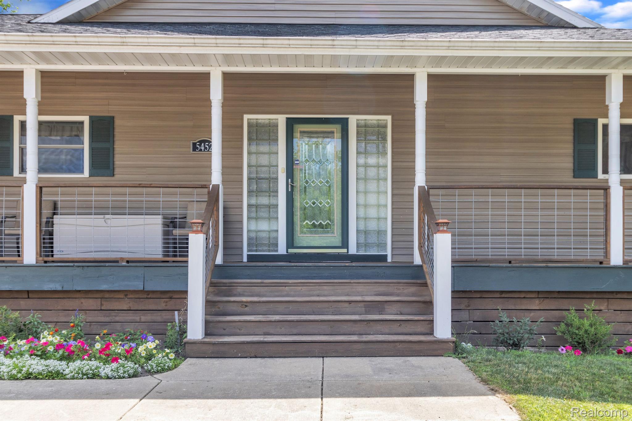 5452 Dennis Road East Webberville, MI 48892 - Photo 3 of 60 Gallery Image 3