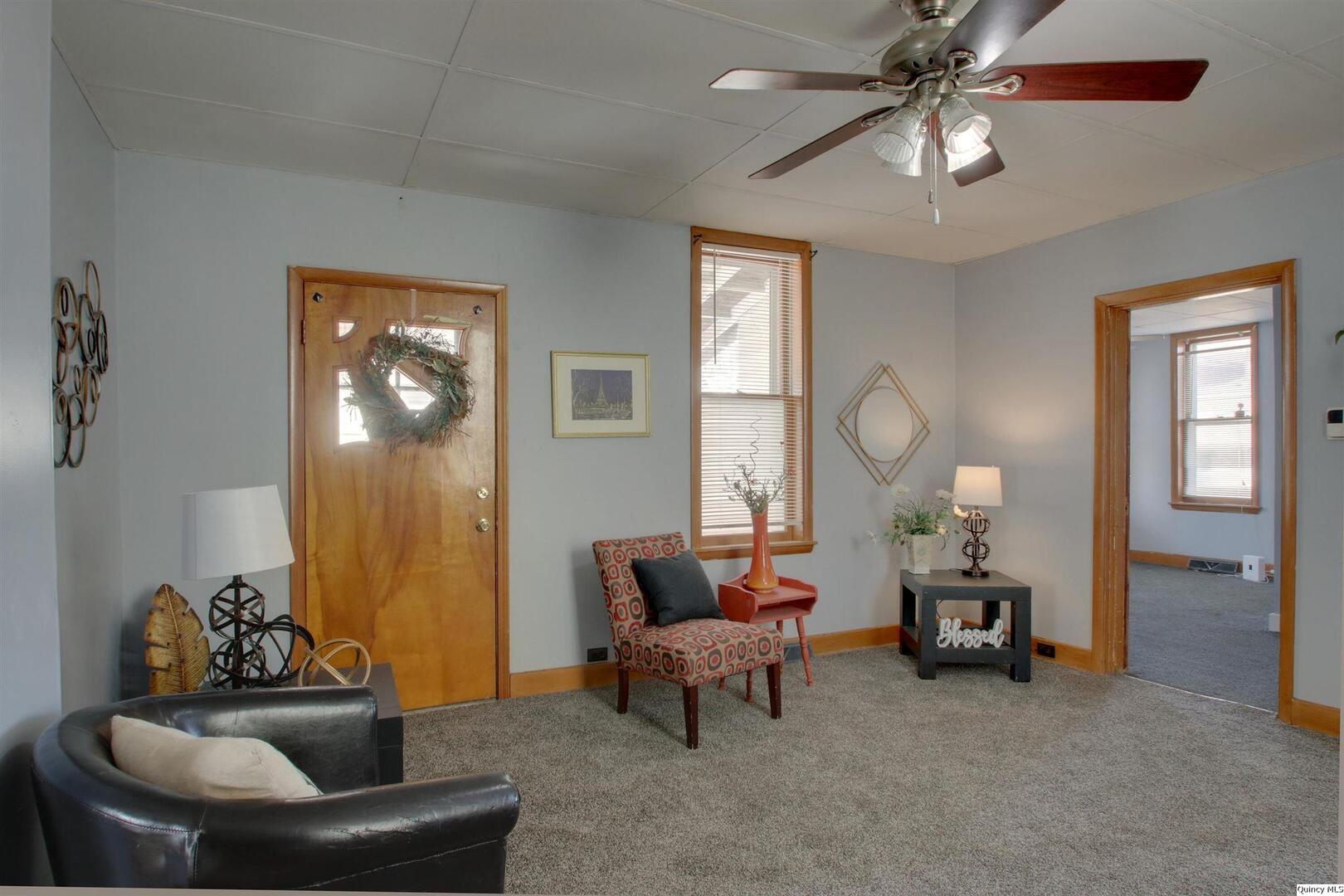 1212 Lind Street Quincy, IL 62301 - Photo 9 of 22