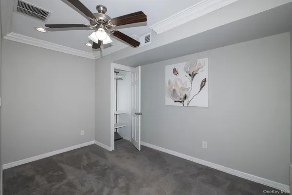 $4,625 | 115 Westwood Drive, Unit 138, Westbury, NY 11590