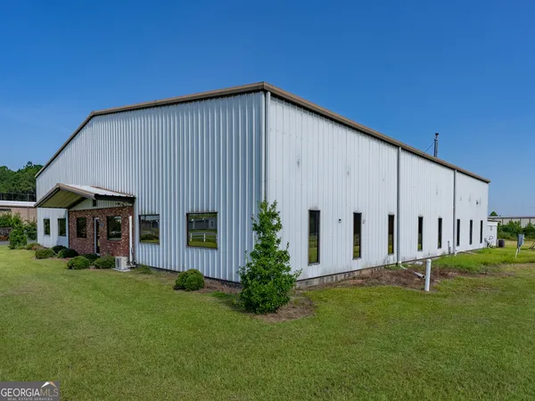 $425,000 | 1813 West 12th Street, Alma, GA 31510