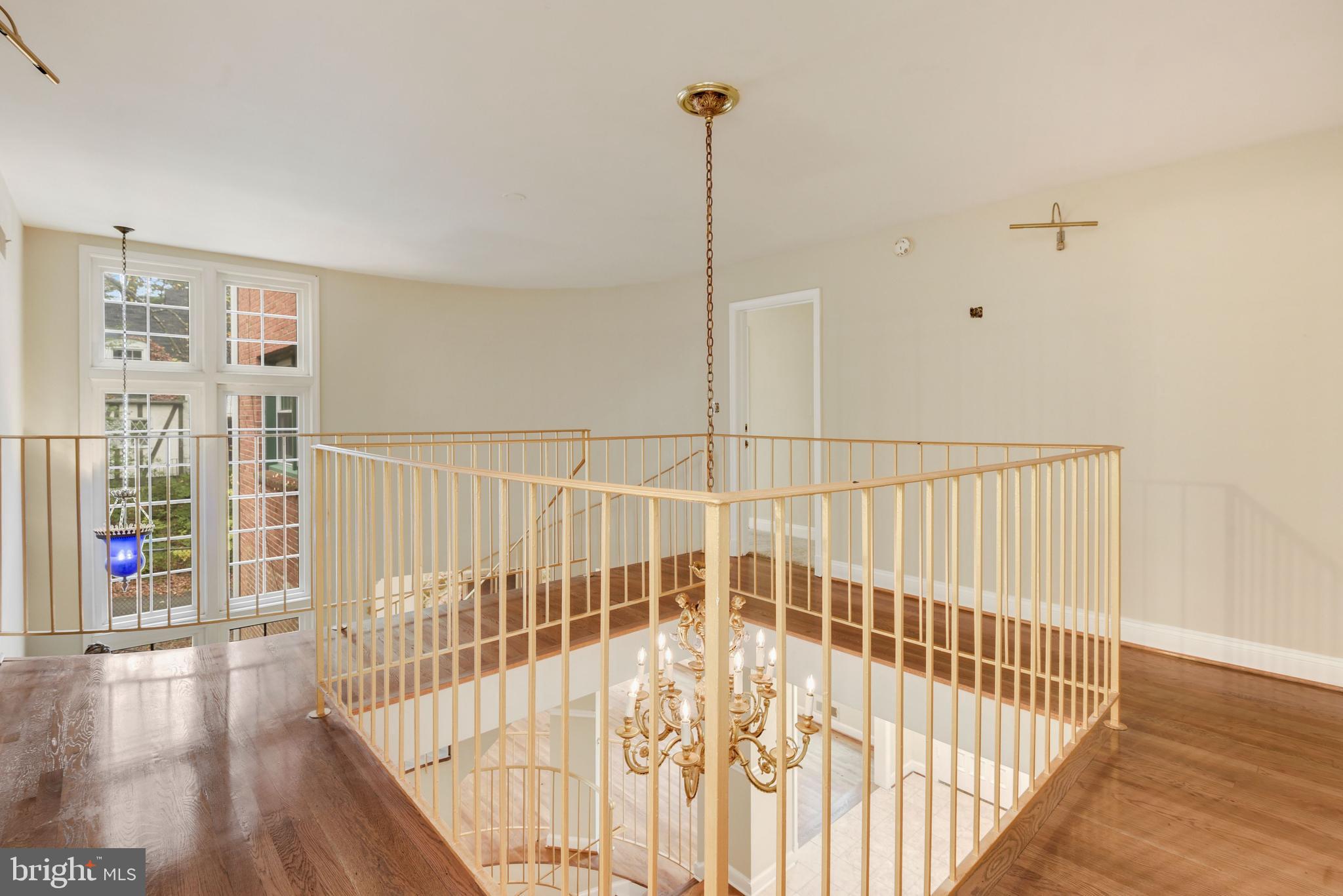 7320 Bradley Boulevard Bethesda, MD 20817 - Photo 15 of 39