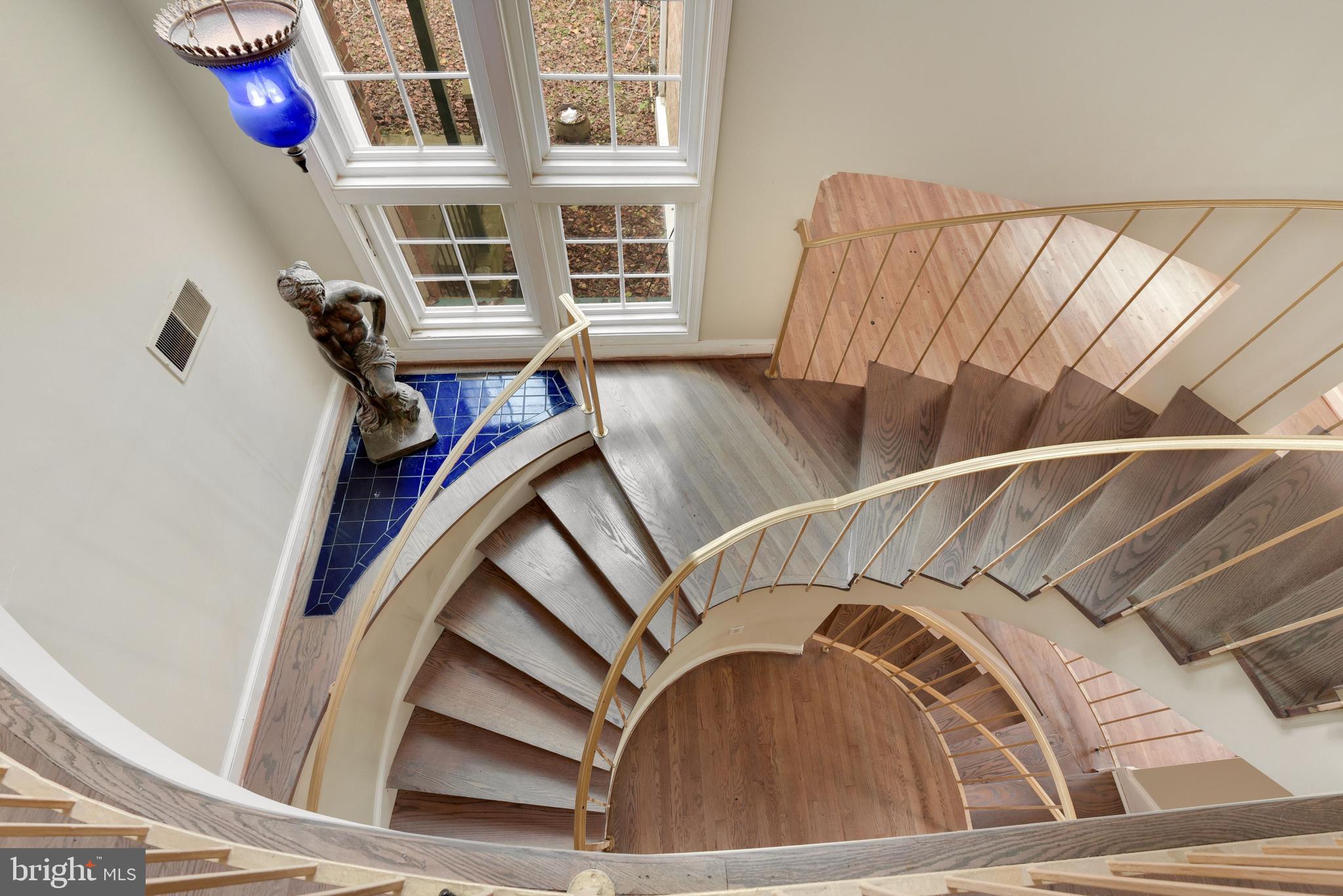 7320 Bradley Boulevard Bethesda, MD 20817 - Photo 26 of 39