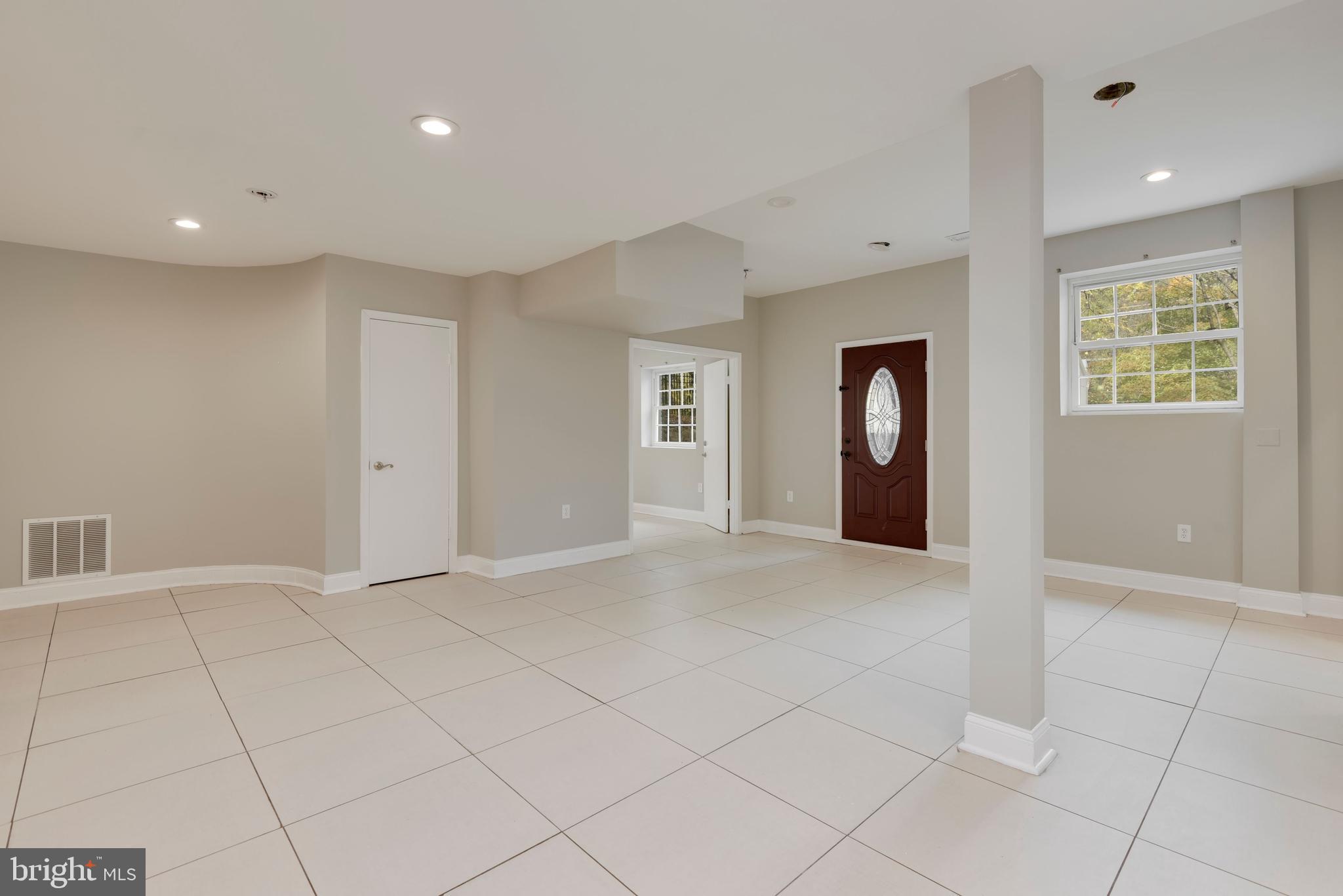 7320 Bradley Boulevard Bethesda, MD 20817 - Photo 29 of 39