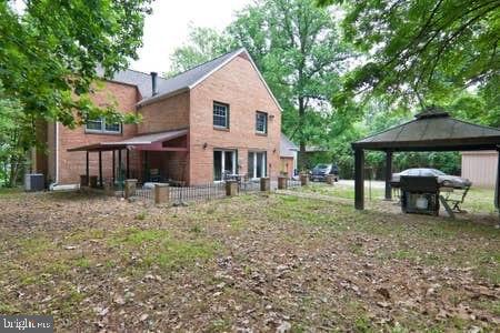 7320 Bradley Boulevard Bethesda, MD 20817 - Photo 38 of 39