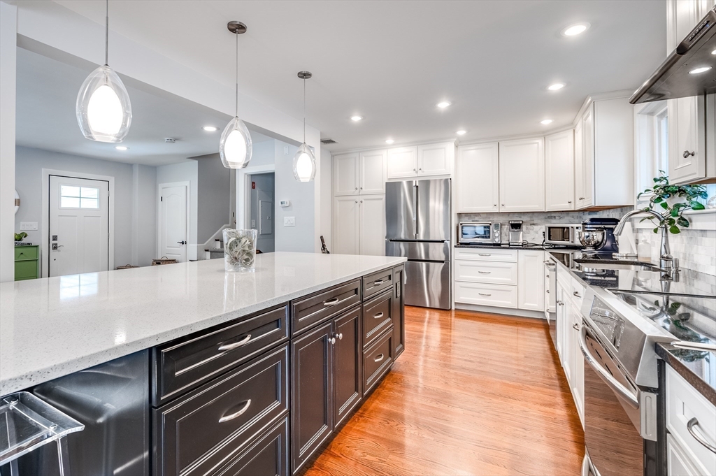 7 Sevland Road Newton, MA 02459 - Photo 9 of 36