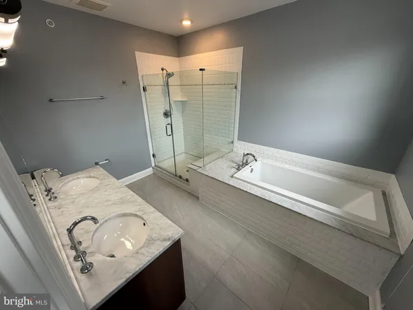 $3,275 | 200 North Sycamore Street, Unit 2A, Newtown, PA 18940