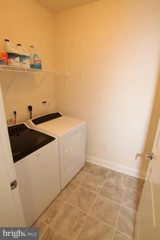 $3,550 | 200 North Sycamore Street, Unit 2A, Newtown, PA 18940