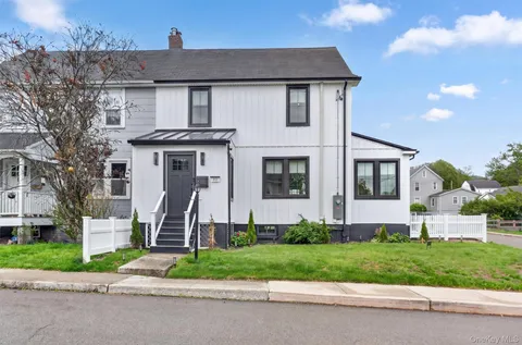 $779,000 | 32 Dutchess Terrace, Beacon, NY 12508