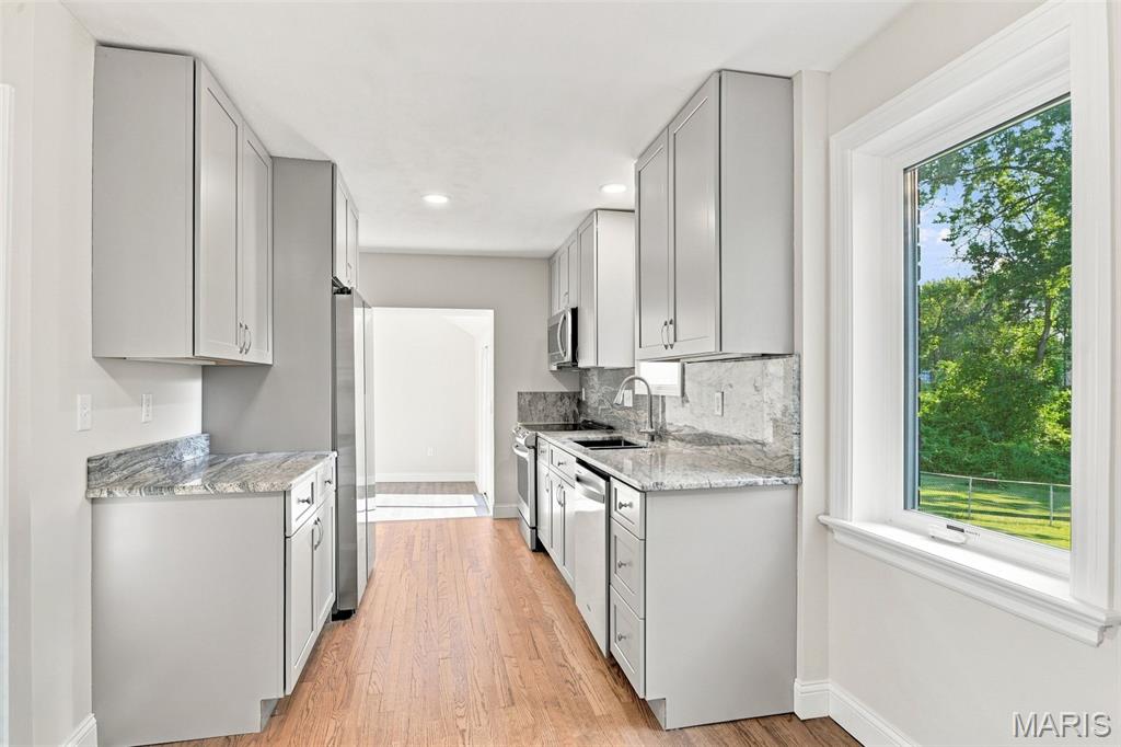 9316 Sappington Road St. Louis, MO 63126 - Photo 9 of 35 Gallery Image 9
