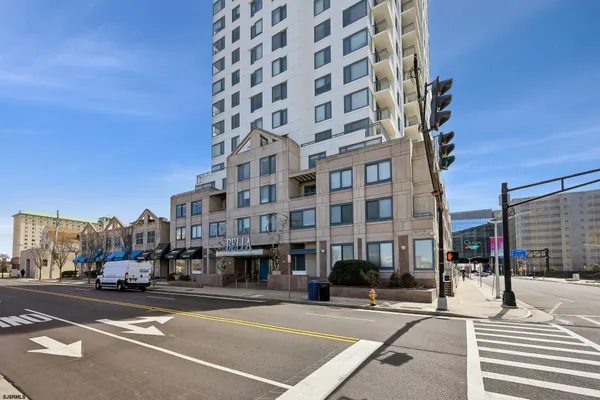 $255,000 | 526 Pacific Avenue, Unit 607, Atlantic City, NJ 08401