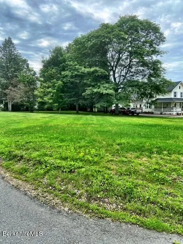 $69,900 | 750 Main Street, Dalton, MA 01226