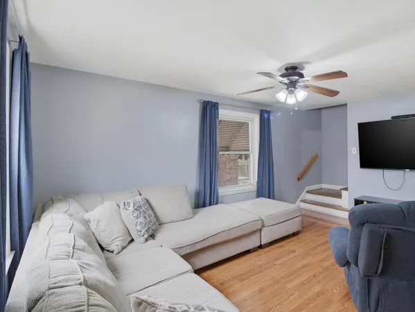 $269,900 | 3728 South 58th Avenue, Cicero, IL 60804