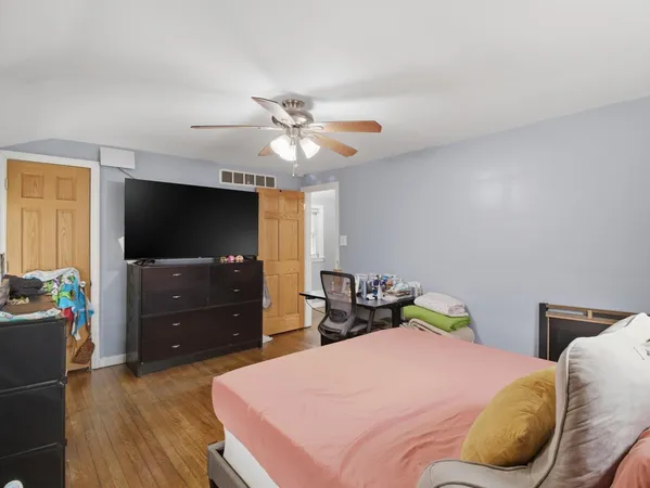 $269,900 | 3728 South 58th Avenue, Cicero, IL 60804