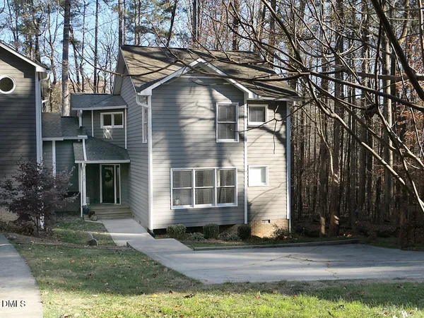 $2,595 | 108 Channing Lane, Chapel Hill, NC 27516