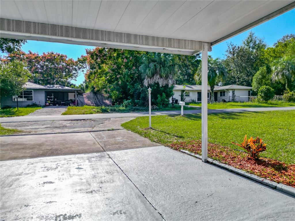 46 Lake Ct Loop Ocala, FL 34472 - Photo 11 of 39