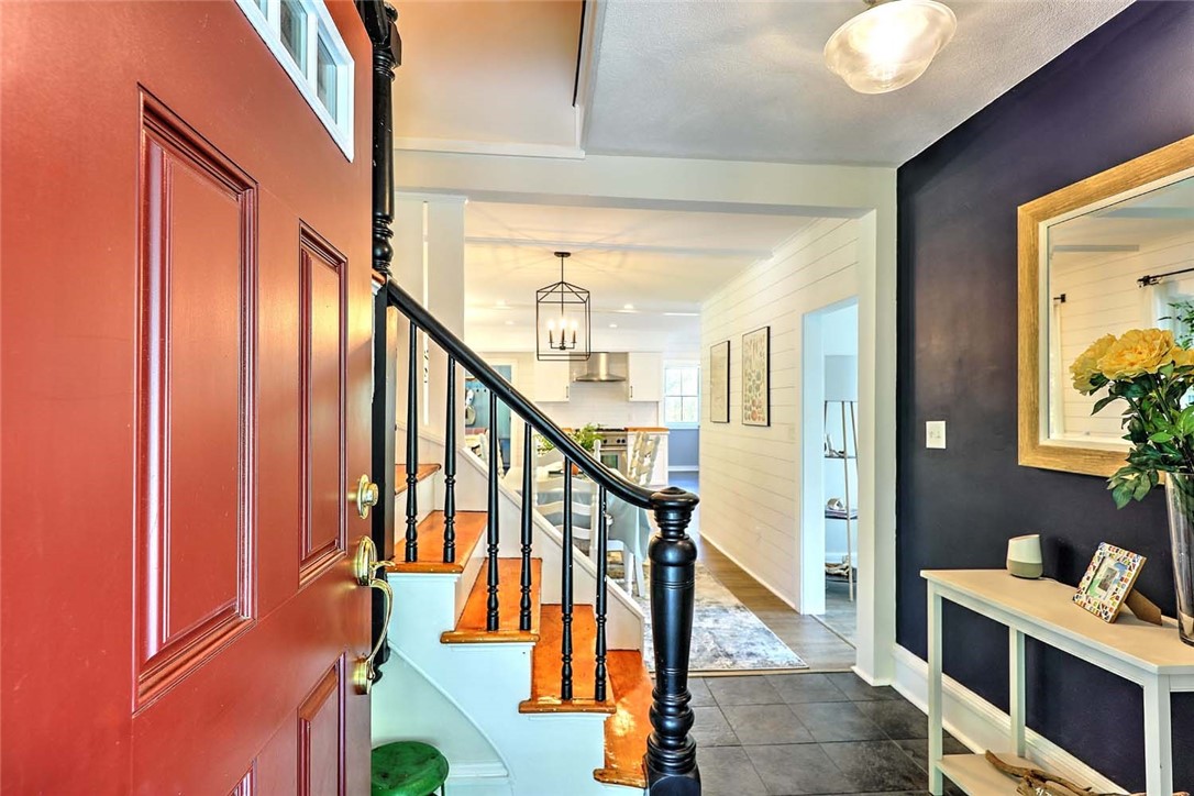 26 Maple Road Warren, RI 02885 - Photo 10 of 48