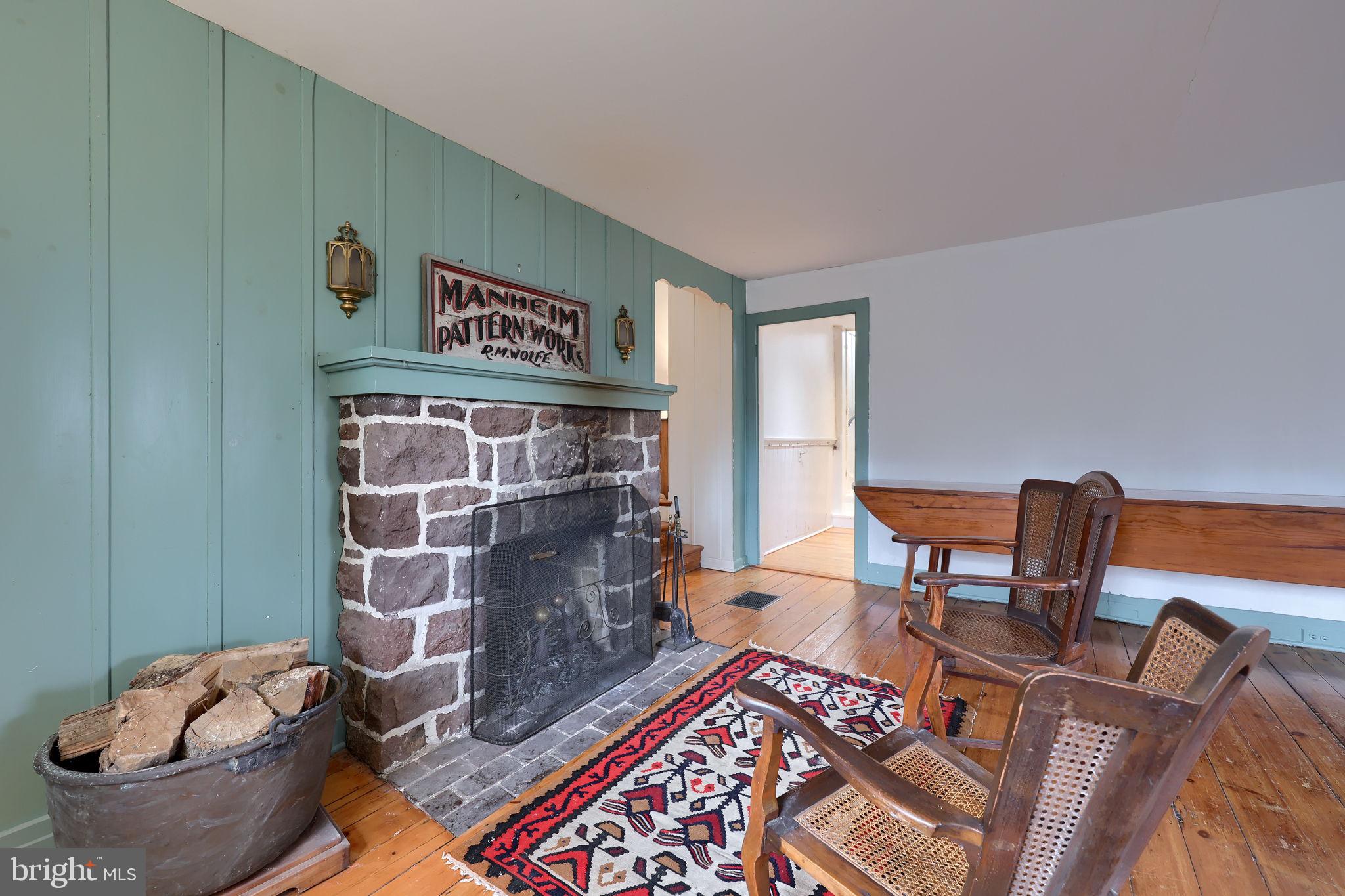 550 Speedwell Forge Road Lititz, PA 17543 - Photo 25 of 92 a living room with furniture and a rug
