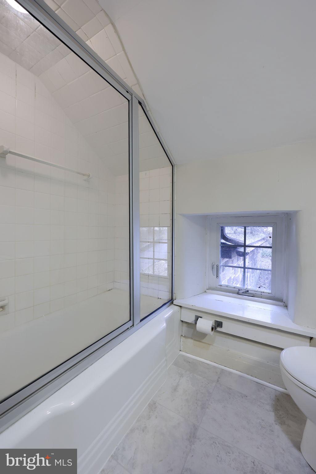 550 Speedwell Forge Road Lititz, PA 17543 - Photo 42 of 92 a view of an empty room with a window