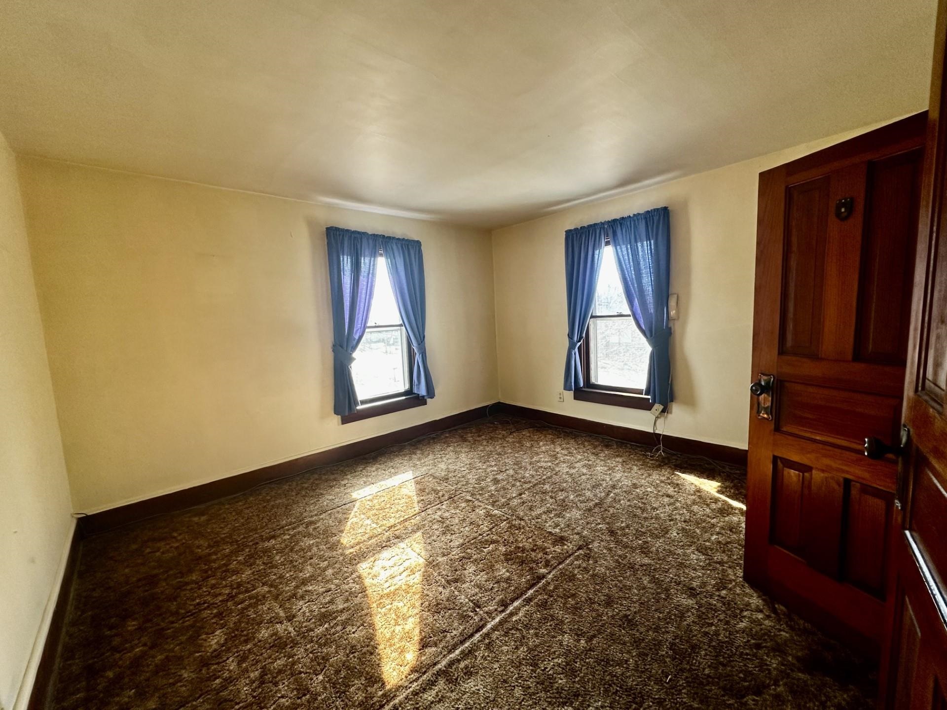 1898 Il Route Thomson, IL 61285 - Photo 15 of 18 a view of an empty room and window
