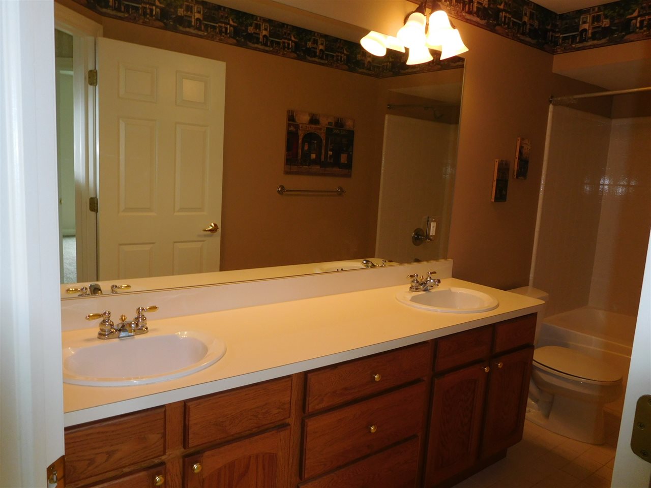 4675 Oakhurst Ridge Road Clarkston, MI 48348 - Photo 32 of 47 31283332-31.JPG
