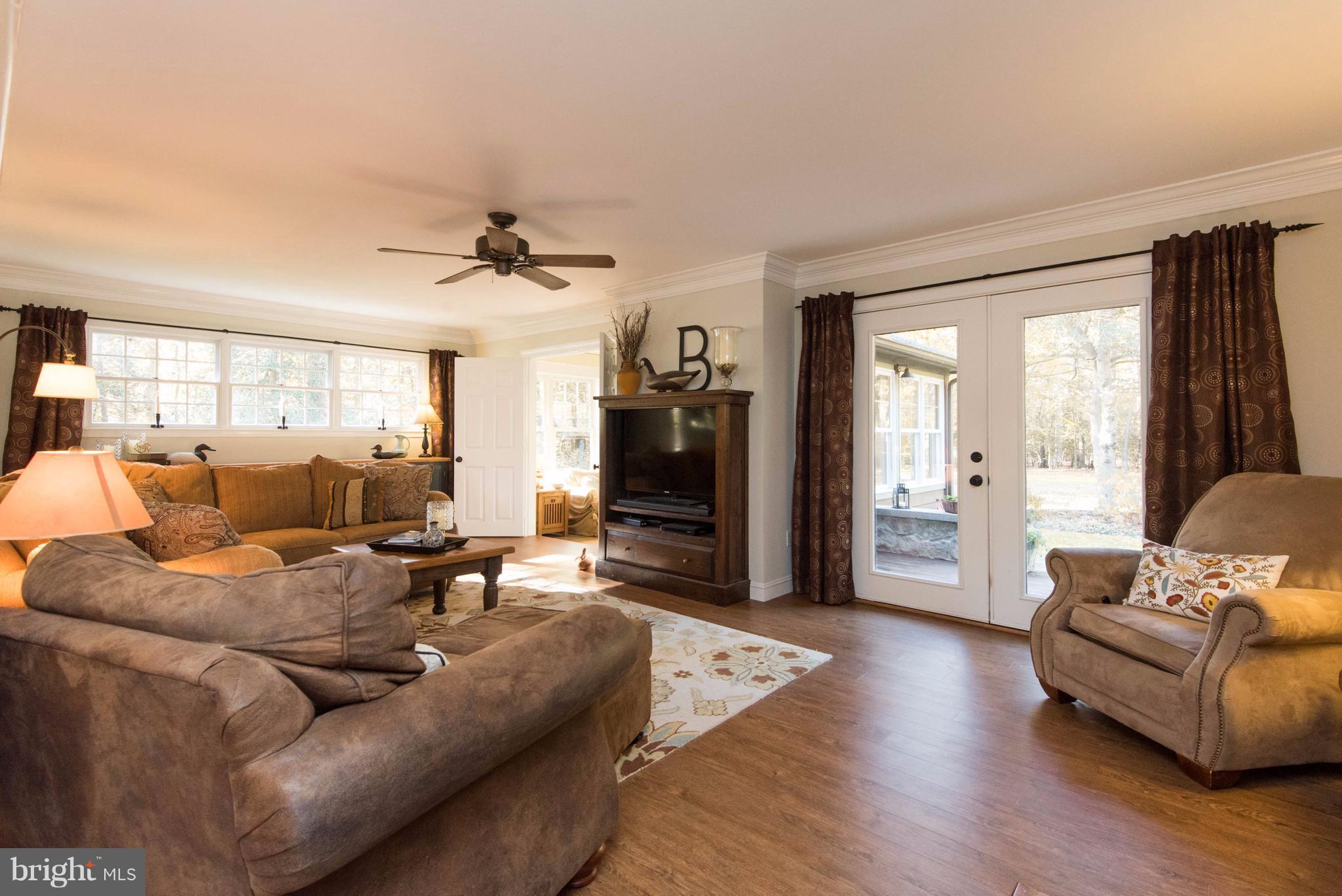 132 Rebel Road Grasonville, MD 21638 - Photo 8 of 30 Family Room