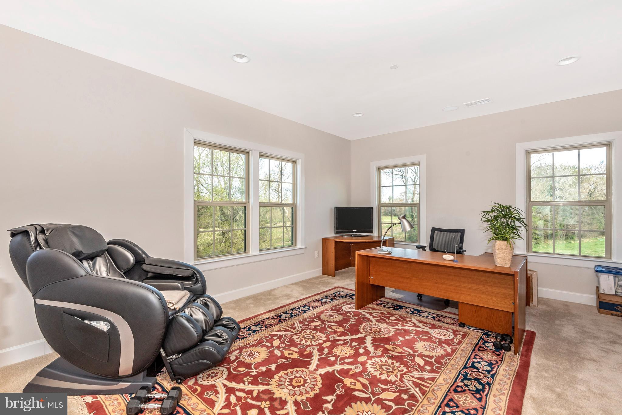21229 Cracklin Road Laytonsville, MD 20882 - Photo 23 of 49 Gallery Image 23