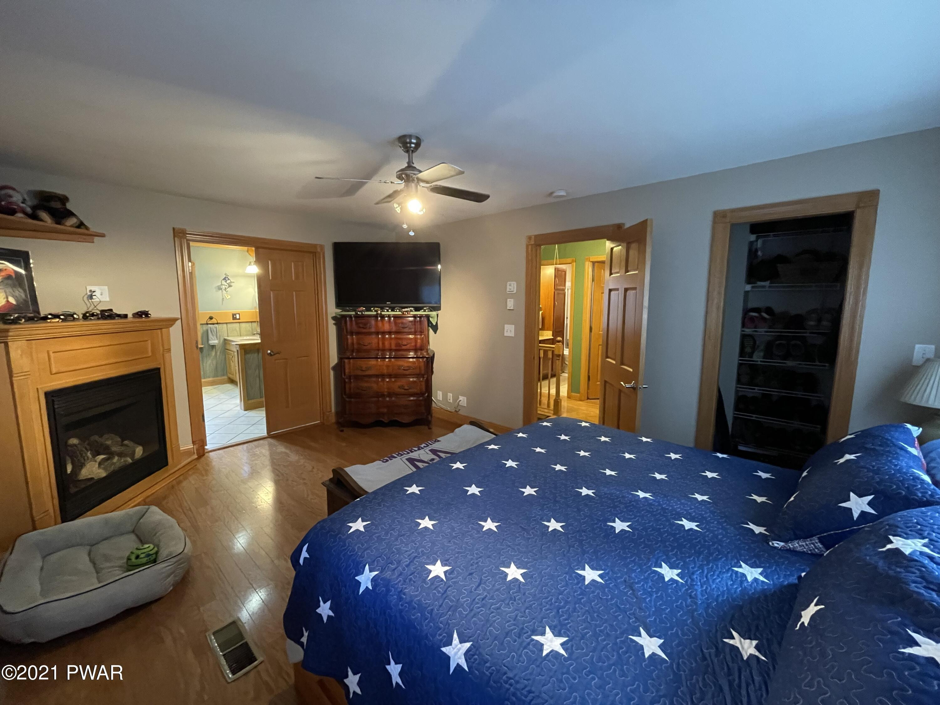 116 Cabin Ridge Road Hawley, PA 18428 - Photo 27 of 65 Master bedroom