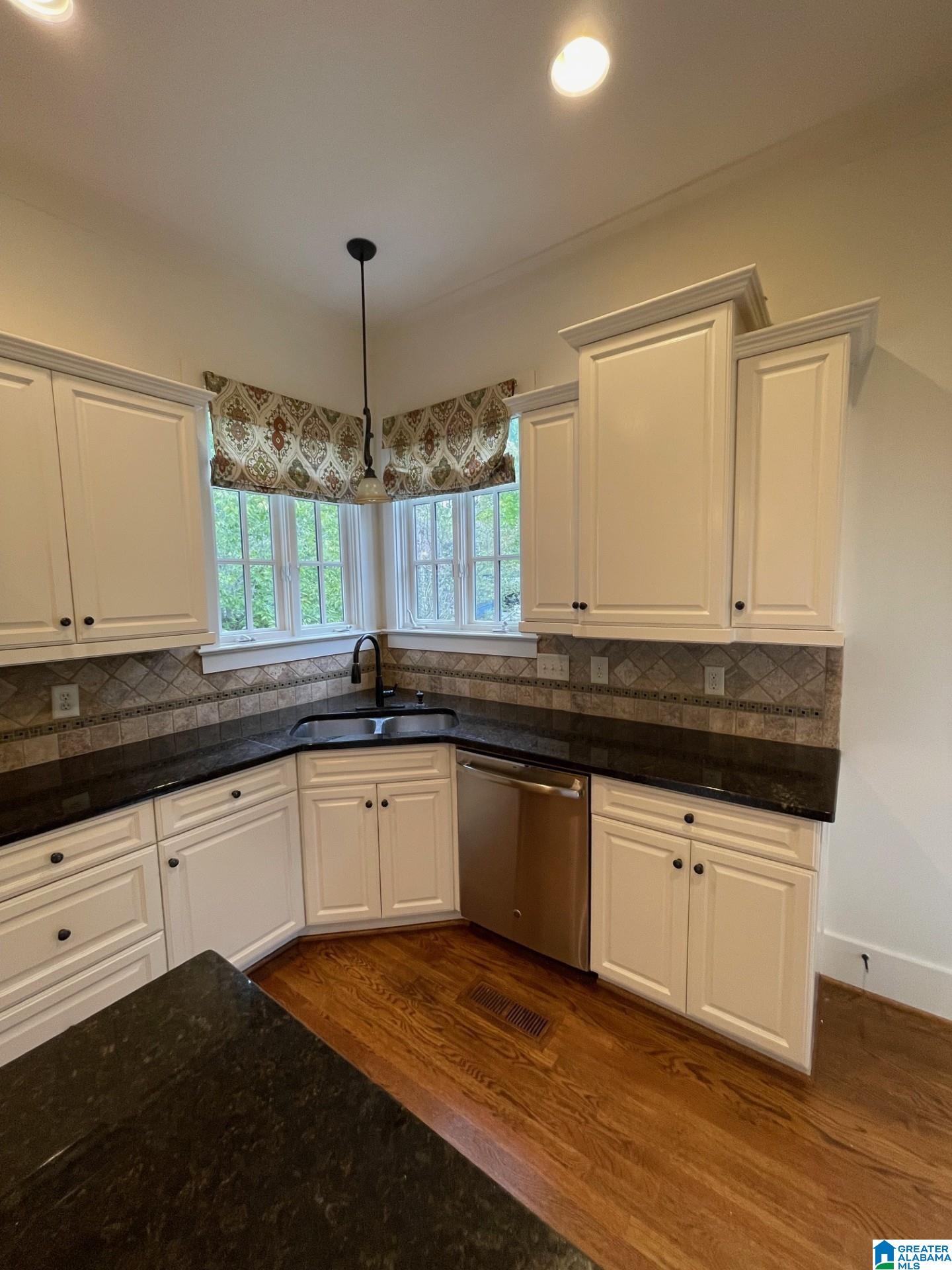 230 Hawthorn Street Birmingham, AL 35242 - Photo 12 of 21