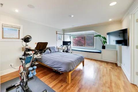 $12,500 | 2010 West Bradley Place, Chicago, IL 60618