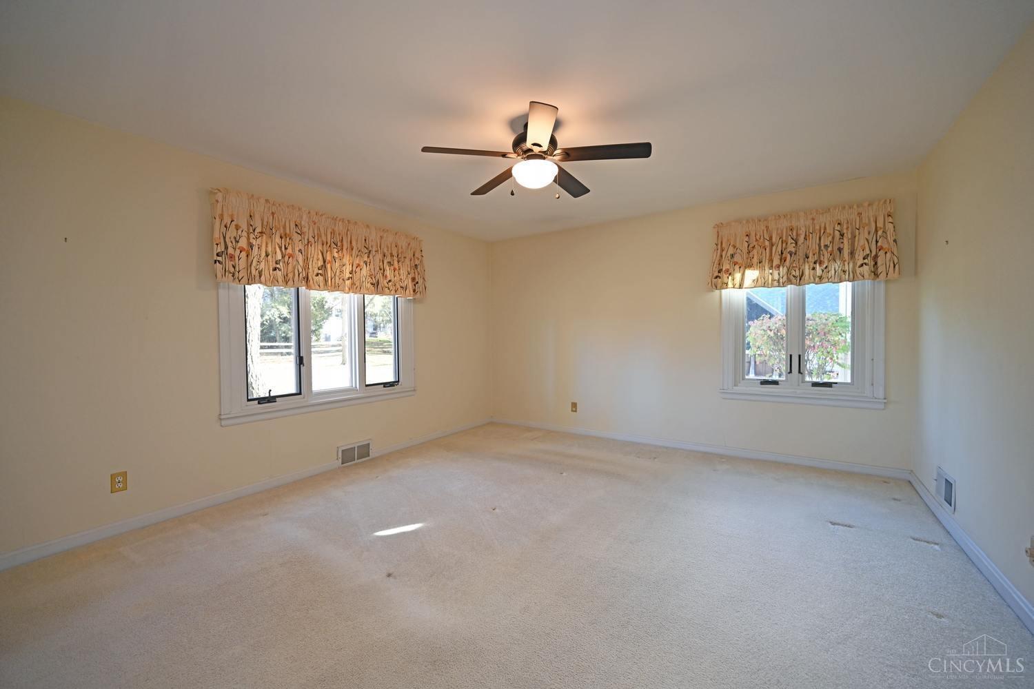 1740 Neeb Road Cincinnati, OH 45233 - Photo 20 of 49
