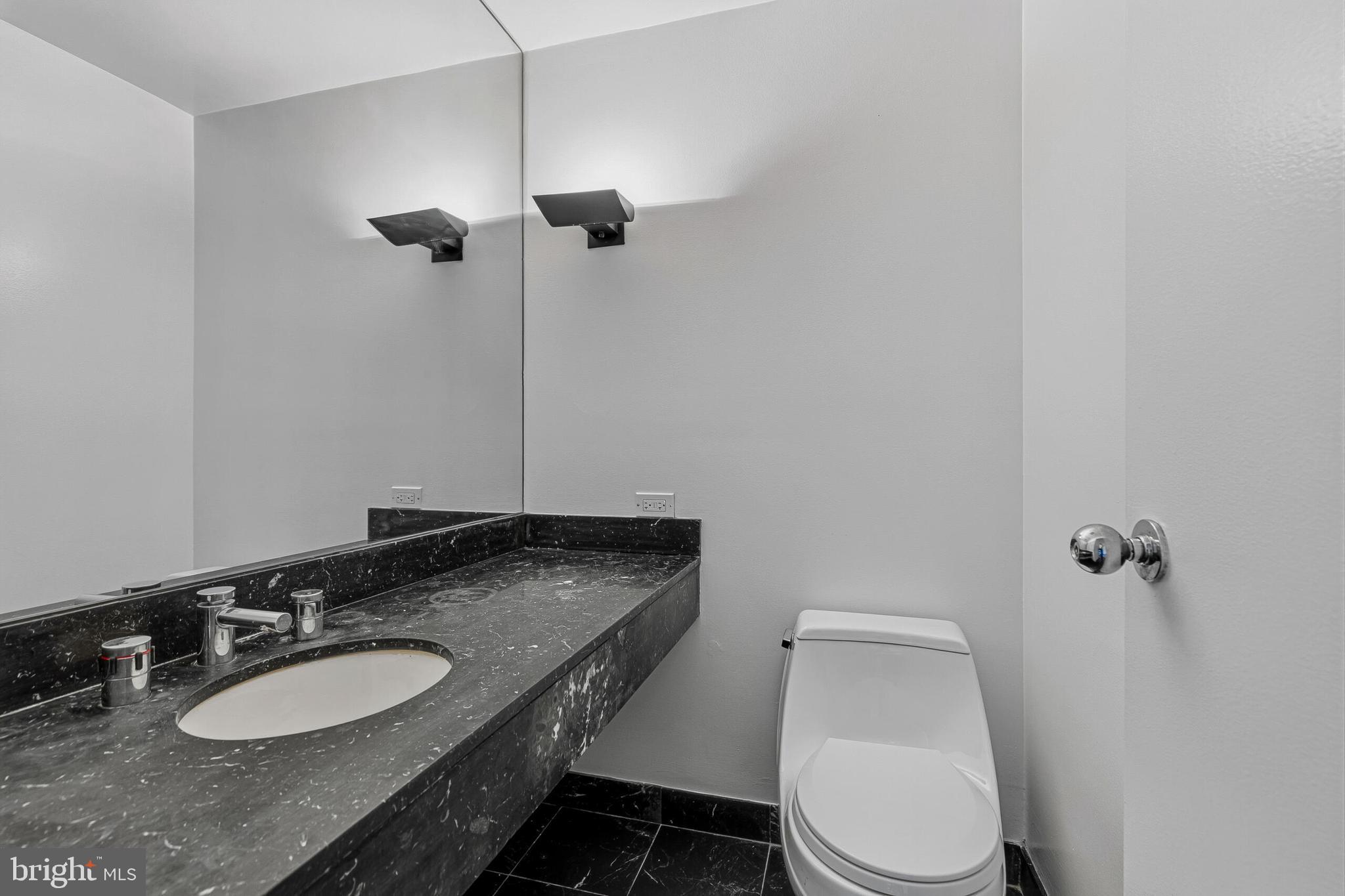 2501 M Street Northwest, Unit 722 Washington, DC 20037 - Photo 7 of 26 Powder Room Main Level