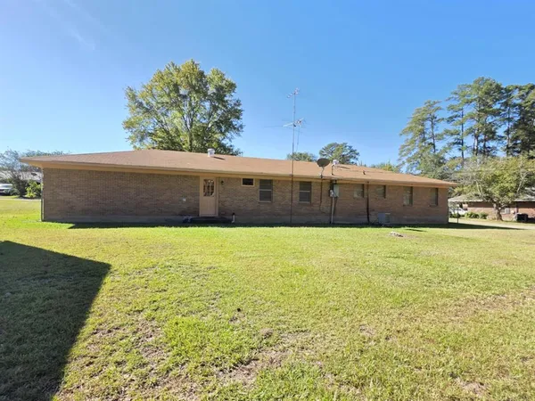 $119,000 | 123 Frank Drive, Logansport, LA 71049