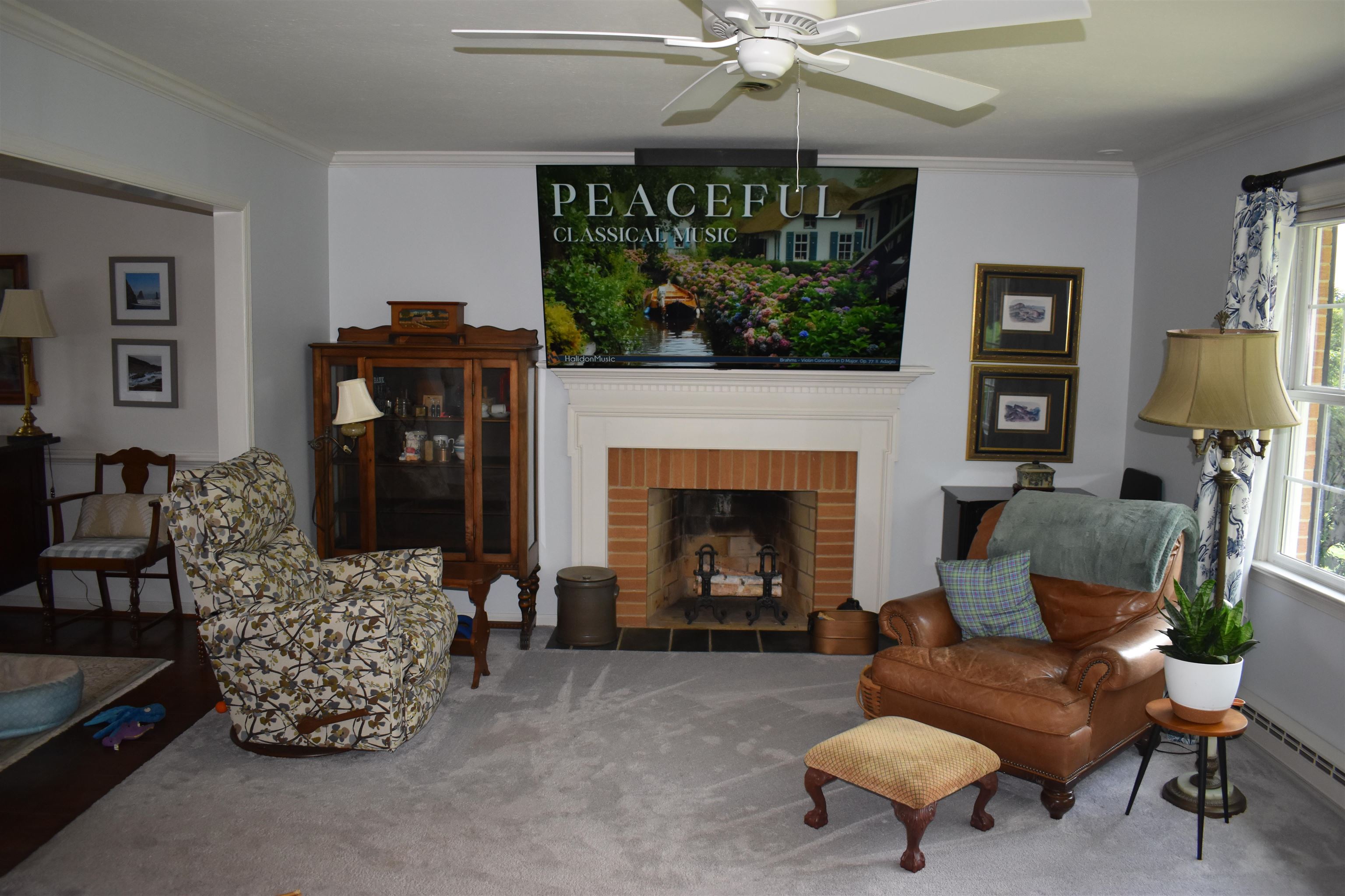 212 Princess Anne Road Waynesboro, VA 22980 - Photo 22 of 65 Even a family sized TV