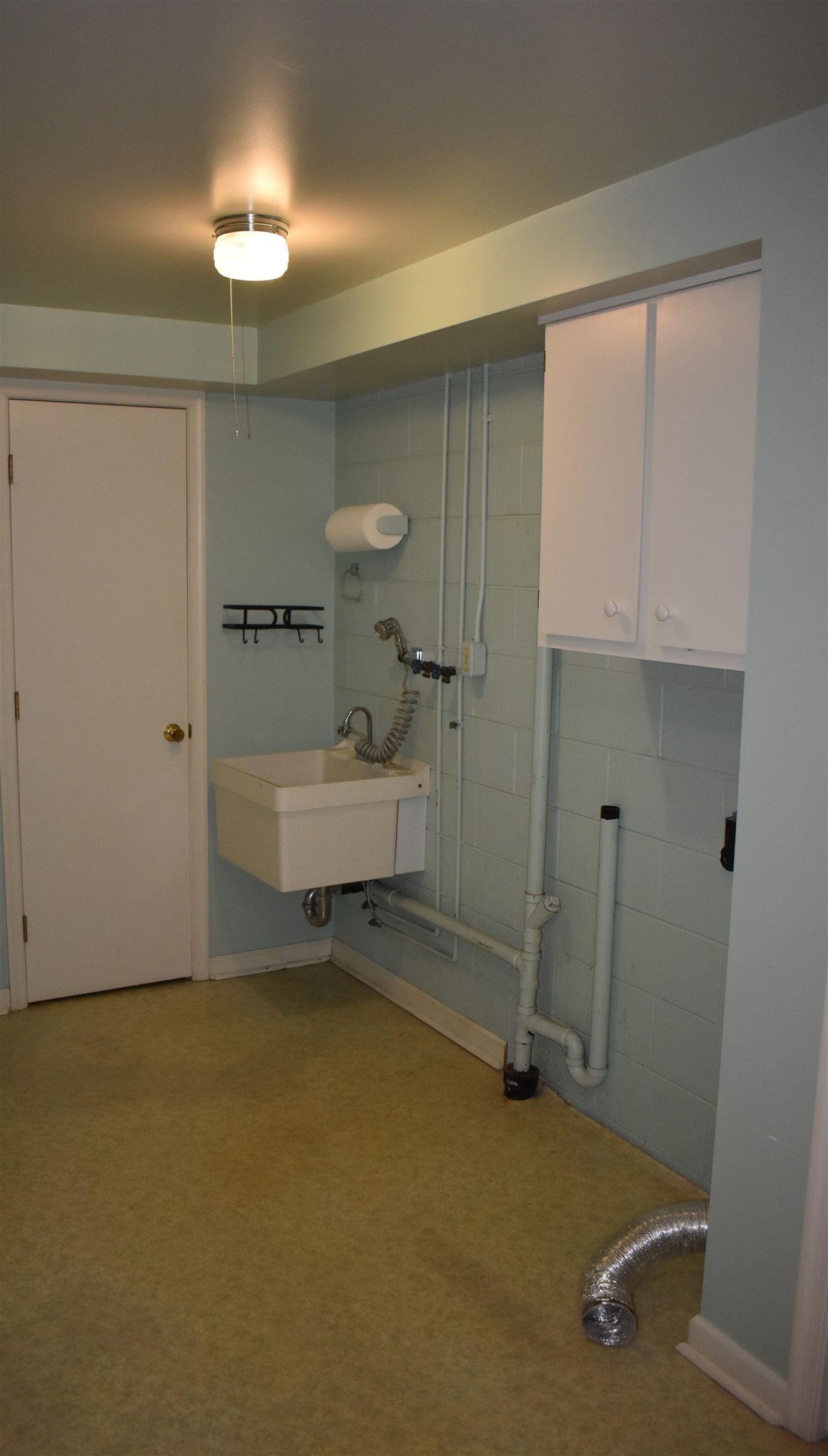 212 Princess Anne Road Waynesboro, VA 22980 - Photo 59 of 65 Laundry rm could double