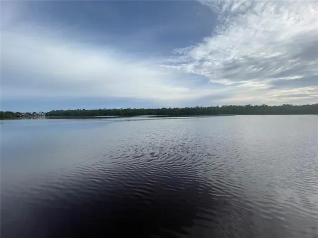 $94,000 | 324 Freesia Street, Everglades City, FL 34139