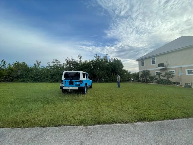 $94,000 | 324 Freesia Street, Everglades City, FL 34139