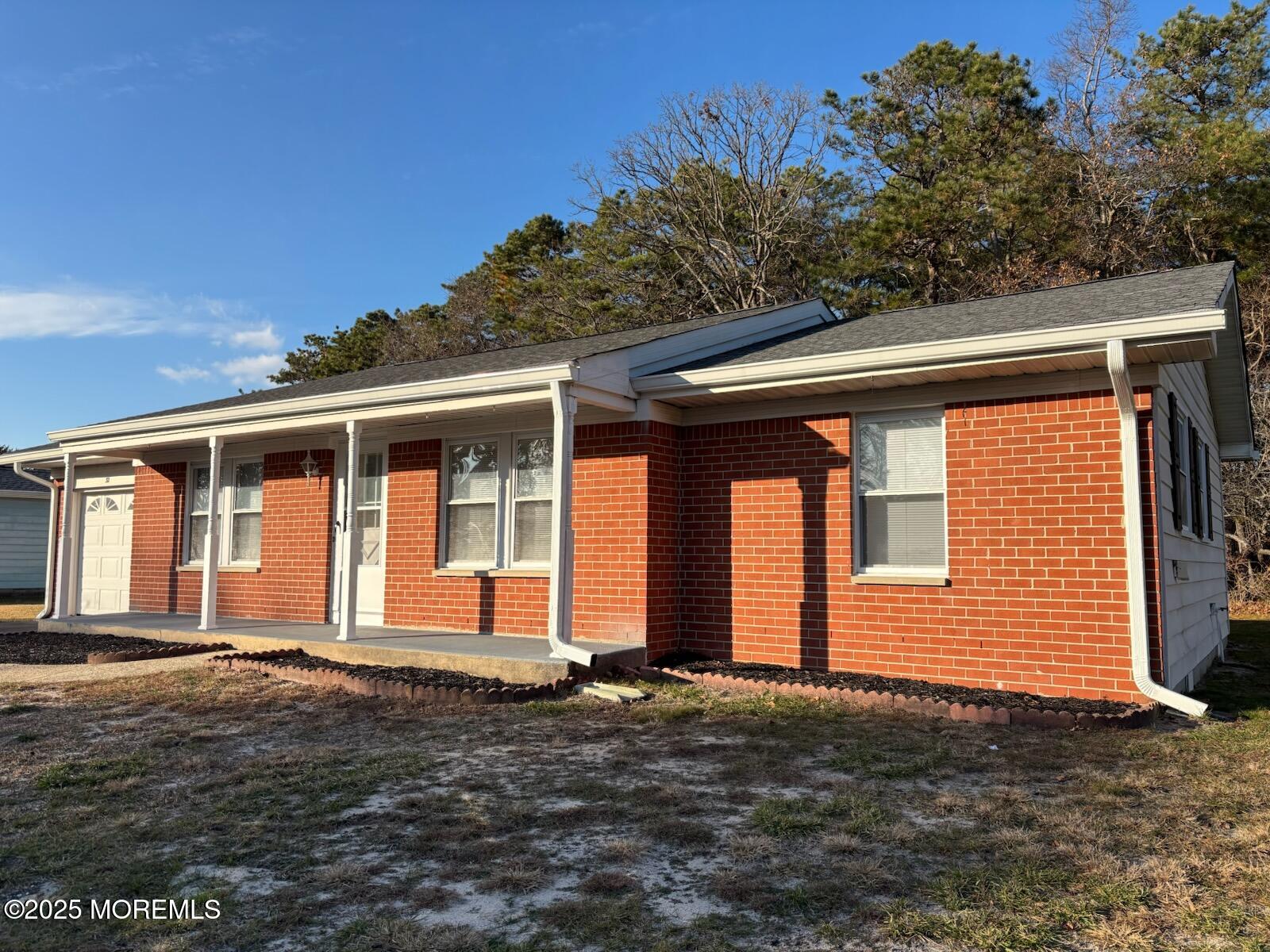 32 Constitution Boulevard Whiting, NJ 08759 - Photo 3 of 30 IMG_3193