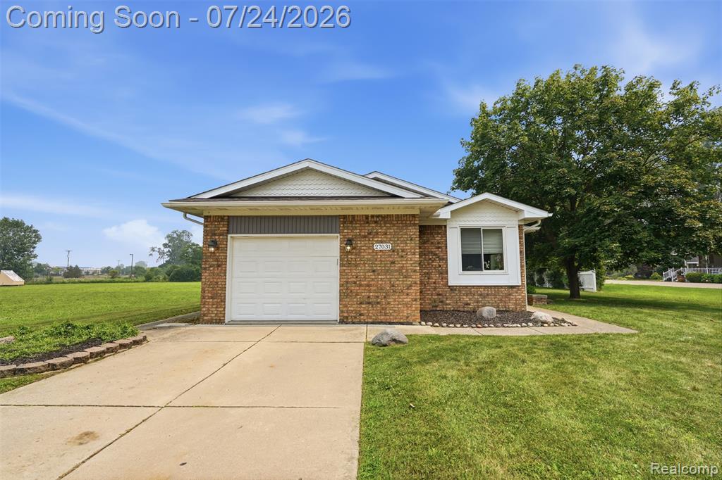 27031 Arsenal Road Flat Rock, MI 48134 - Photo 4 of 58 Gallery Image 4