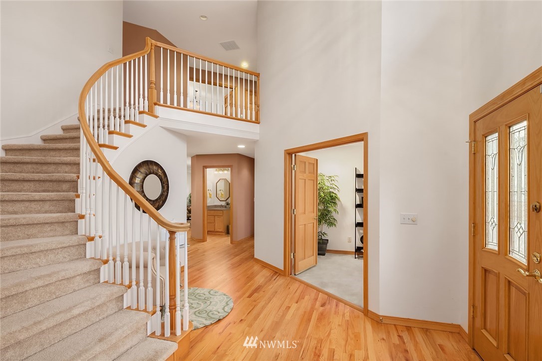 10413 Northeast 151st Place Bothell, WA 98011 - Photo 18 of 21 Gallery Image 18