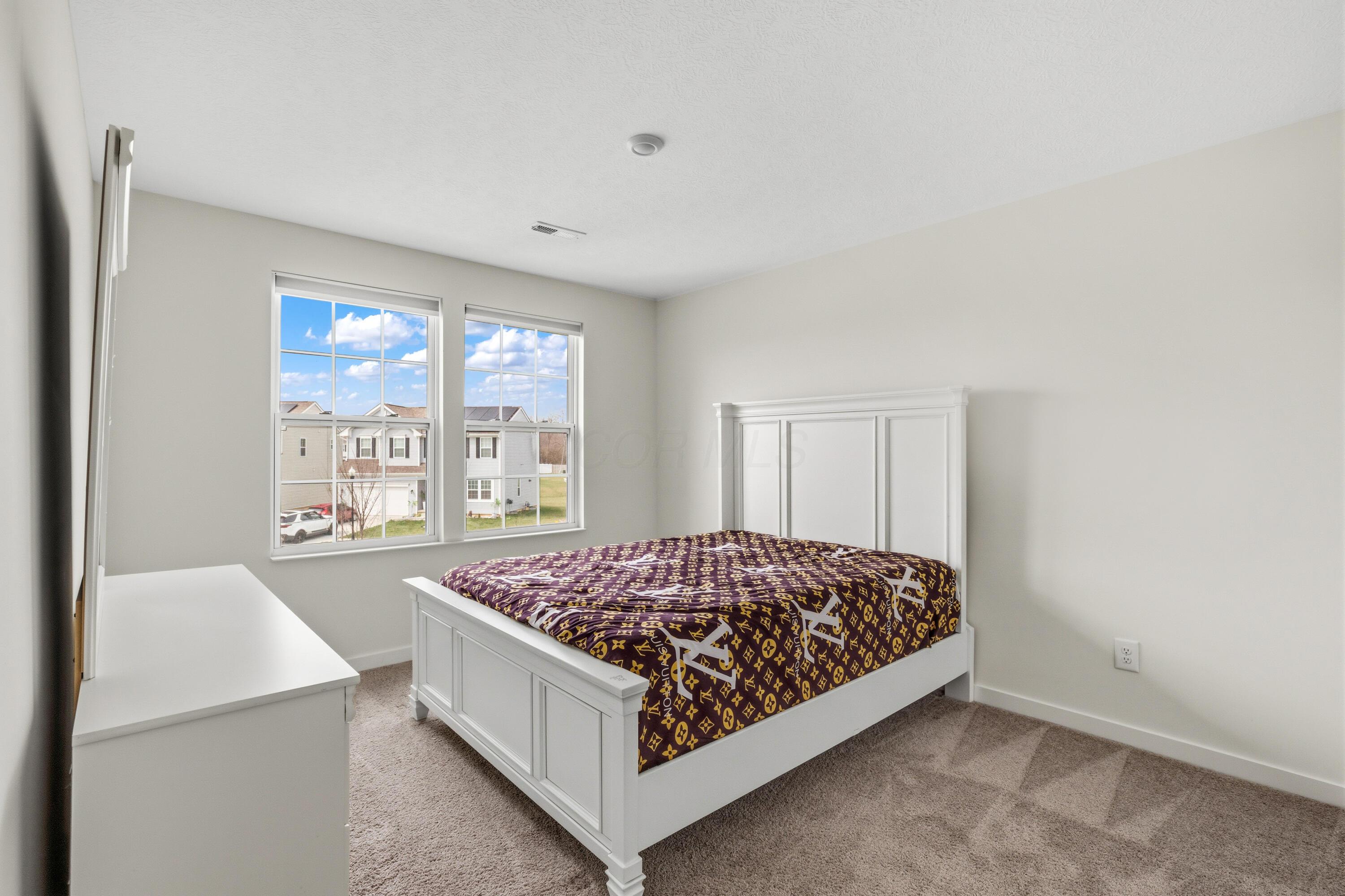 6007 Bears Run Road Columbus, OH 43232 - Photo 21 of 28 AF1A6397