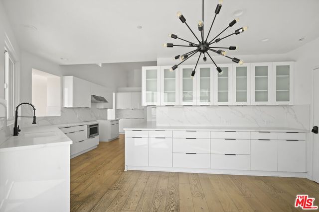 $2,900,000 | 1562 Glen Oaks Boulevard, Pasadena, CA 91105