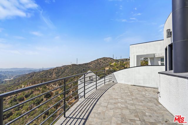 $2,900,000 | 1562 Glen Oaks Boulevard, Pasadena, CA 91105