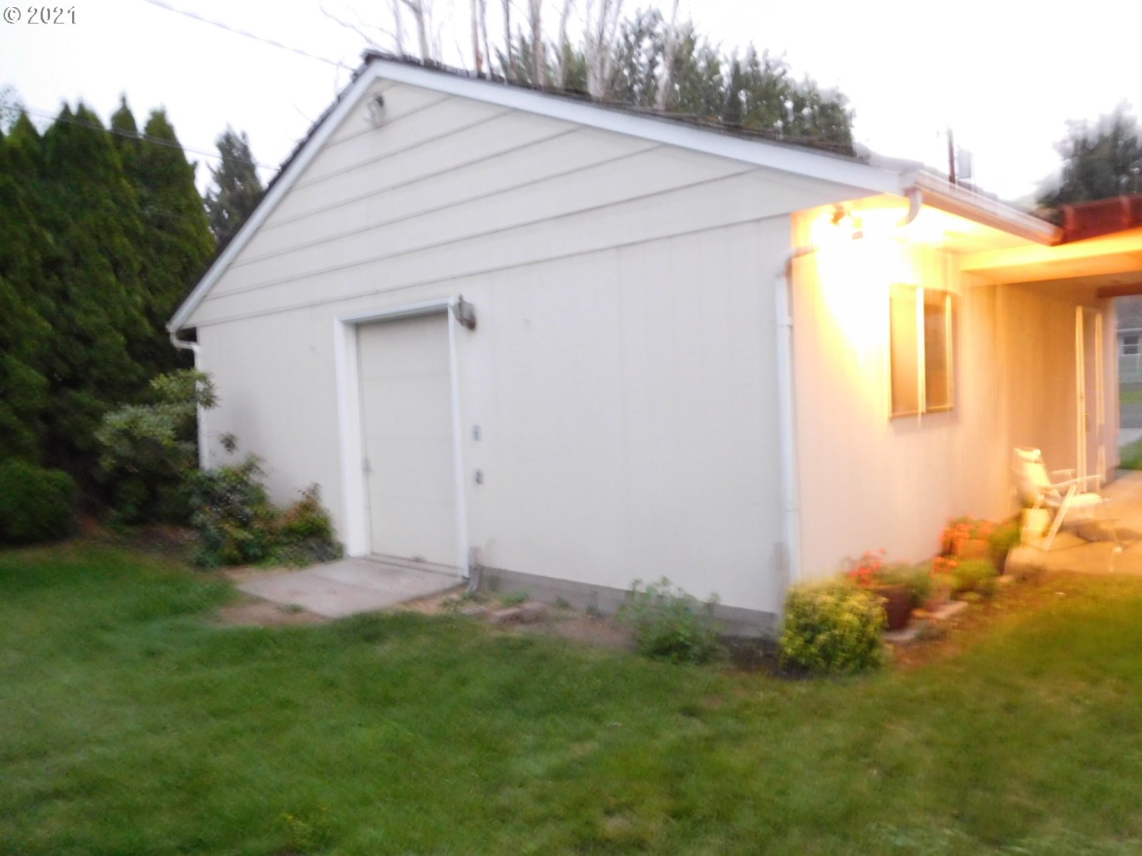 665 Pierce Street Milton Freewater, OR 97862 - Photo 7 of 32